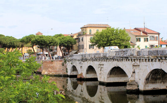 autóbérlés Rimini repülőtér