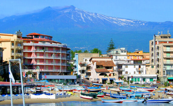 autóbérlés Giardini Naxos